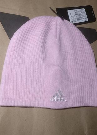 Нова жіноча шапка adidas ess corp beanie