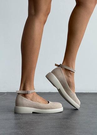 Бежевые натуральные замшевые туфли с ремешком круглым носом на толстой подошве замша беж