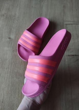 Круті дитячі гумові шльопанці adidas, оригінал, р.31