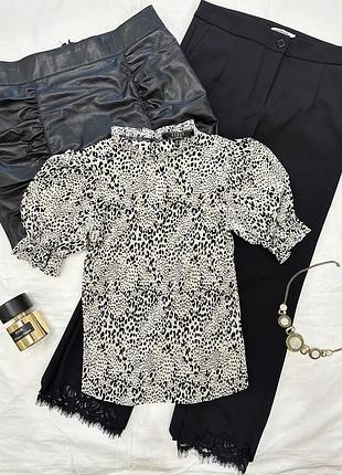 Lipsy жіноча леопардова плісірована блуза, актуальна блузка з коротким рукавом, розмір s/m