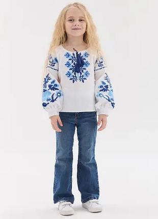 Вышитая рубашка на девочку