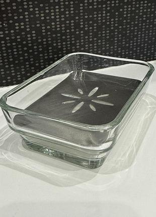 Скляна мильниця ikea