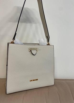 Сумочка біла (молочна) love moschino