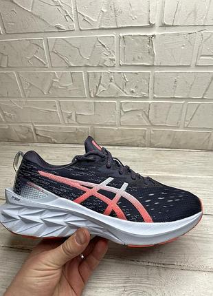 Бігові кросівки asics