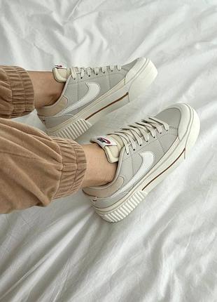 Кроссовки travis scott x nike sb dunk low white black brown beige