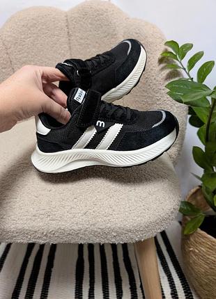 Кроссовки для мальчика или девочки