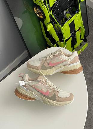Жіночі кросівки  nike v2k runtekk beige pink (36-40)