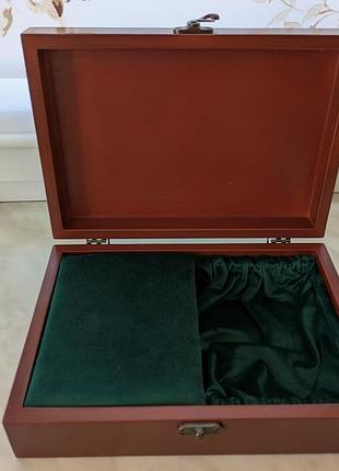 Органайзер wooden organizer для нагород червоне дерево, 26*18*7см