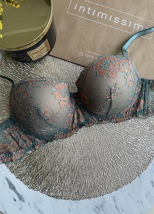 Бюстгальтер от итальянского бренда intimissimi