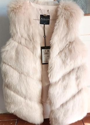Жилет меховой мohito collection