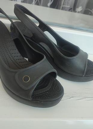 Сабо crocs босоножки черные