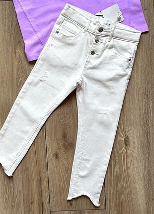 Джинсы для девочки 3/4 года