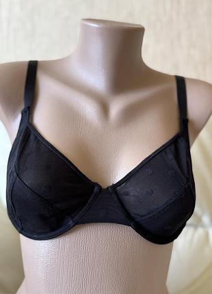 Бюстгальтер