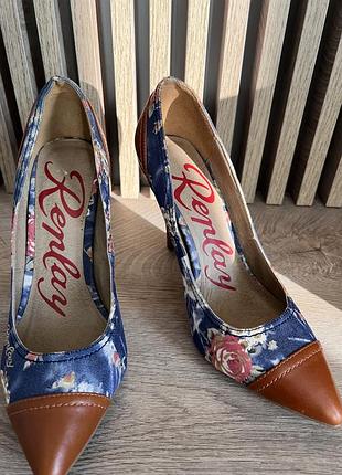 Туфлі лодочки replay