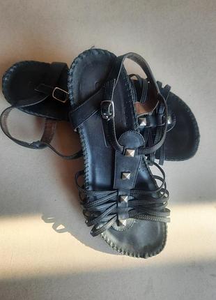 Кожанные босоножки повышенная конфортность