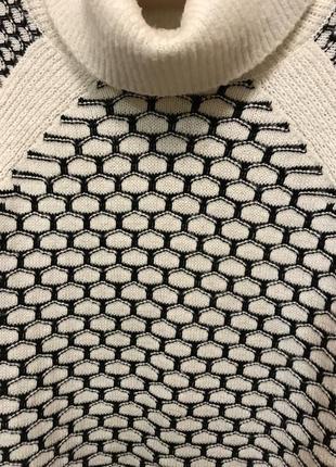 Нереально красивый и стильнвй брендовый вязаный свитерок-оверсайз.9 фото