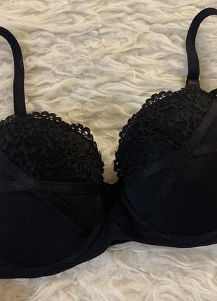 Крутой бюстик