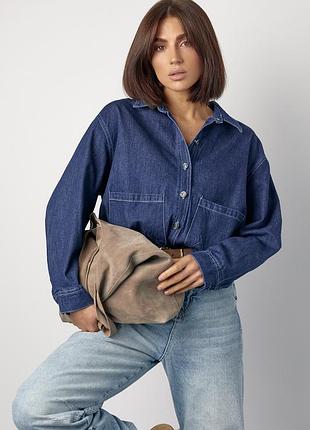 Джинсова сорочка з кишенями на металевих ґудзиках