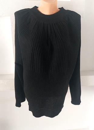 Светр великого розміру