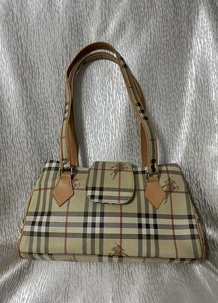 Супер стильная сумка багет в клетку burberry