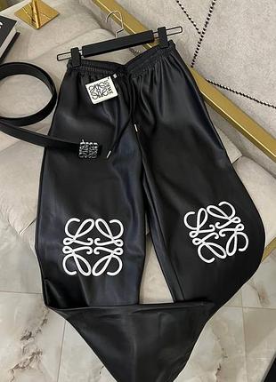 Брюки loewe брюки эко кожаные матовые микро флис