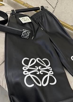 Брюки runway loewe брюки эко кожаные матовые микро флис3 фото