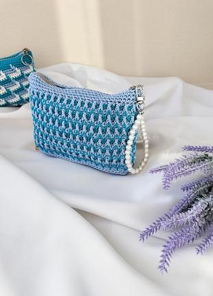 Вязаная косметичка на молнии