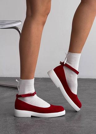 Красные замшевые туфли3 фото