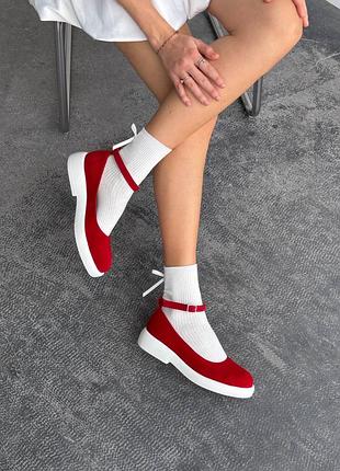 Красные замшевые туфли5 фото