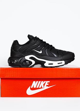 Мужские кроссовки nike air max plus tn black white