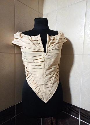 Бежевий топ