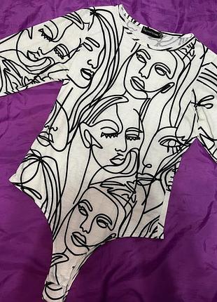 Жіноче боді з принтом