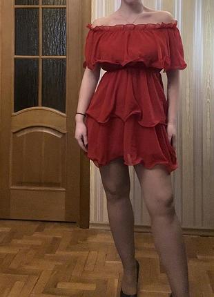 Женское праздничное нарядное платье короткое