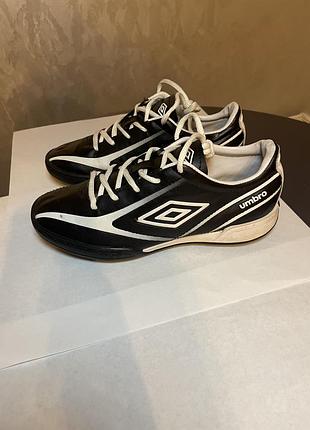 Кросівки хлопчачі umbro, 33 розмір
