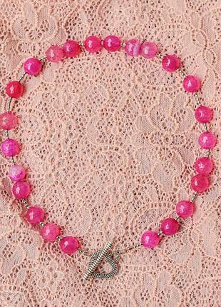 Чокер малиновый агат "кракле"+застежка тог сердце, граненый шарик d-10мм+- l-38см, цвет фурнитуры серебро