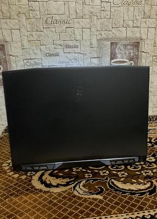 Продаю игровой ноутбук msi katana gf66 | отличное состояние