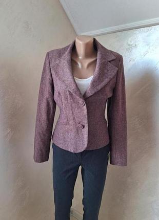 Новый тепленький пиджак р 38-40