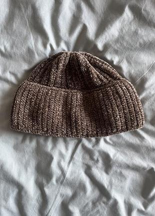 Женская теплая шапка