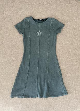 Сукня в рубчик