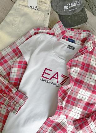 Emporio armani базова біла футболка