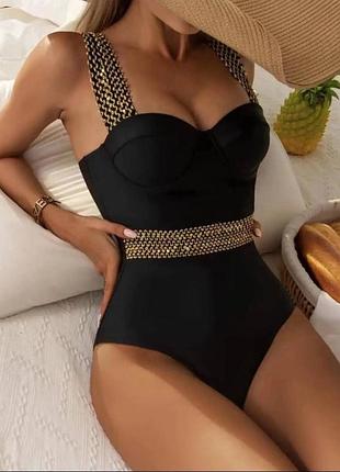 Невероятный купальник