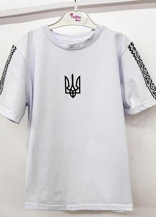 Легкая и стильная детская футболка с принтом! ☀️