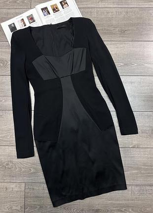 Оригинальное красивое платье pinko