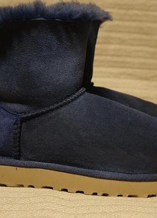 Замечательные короткие темно-синие угги ugg australia сша 37 р ( 24 см.)