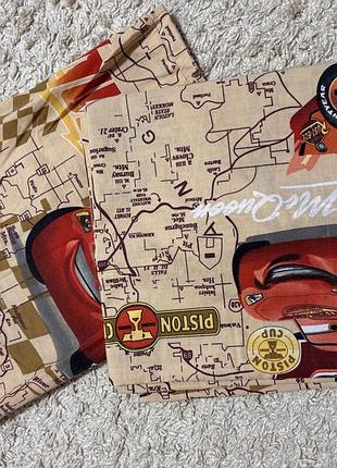 Наволочка і простирадло