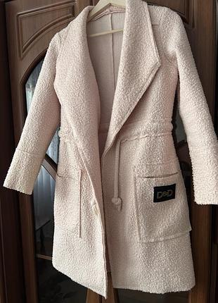 Пальто жіноче рожеве