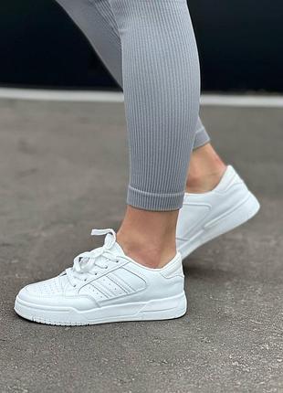 Кроссовки женские w216