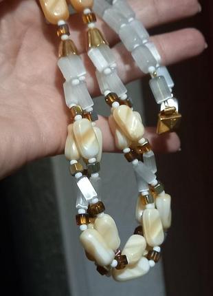 Сатиновое стекло, чехословатчина, винтаж ожерелье