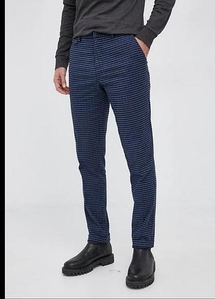 Новые брюки, прямые брюки