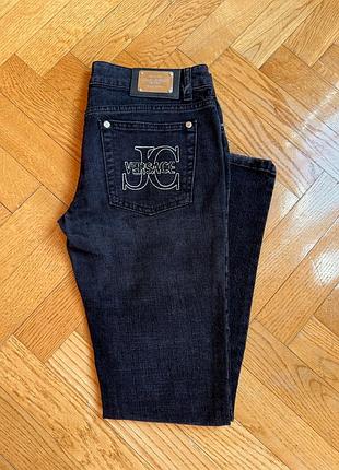 Чорні джинси